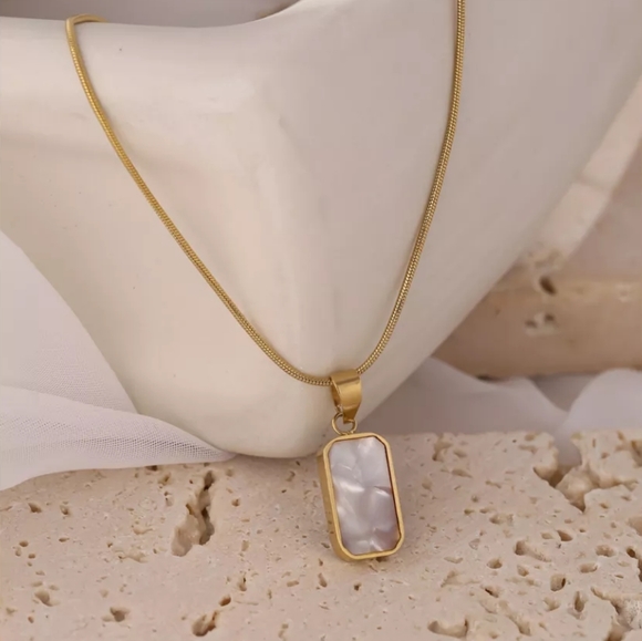 Neat Double-Sided Necklace - Picture 3 of 8